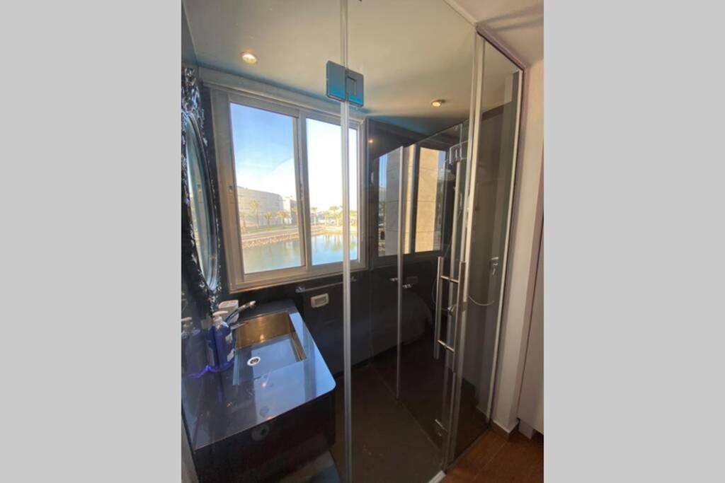 엘라트 Haverim Ba'Lagouna Amazing Duplex 3Br Front Sea 아파트 외부 사진